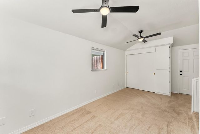 121 Carmel Ave, Roseville, CA 95678