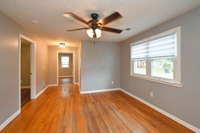 1010 C Smith St, Goodlettsville, TN 37072