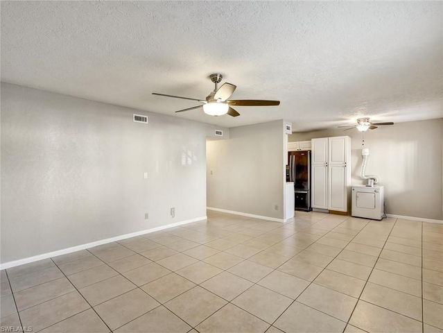 4621 Bayshore DR Q1, Naples, FL 34112