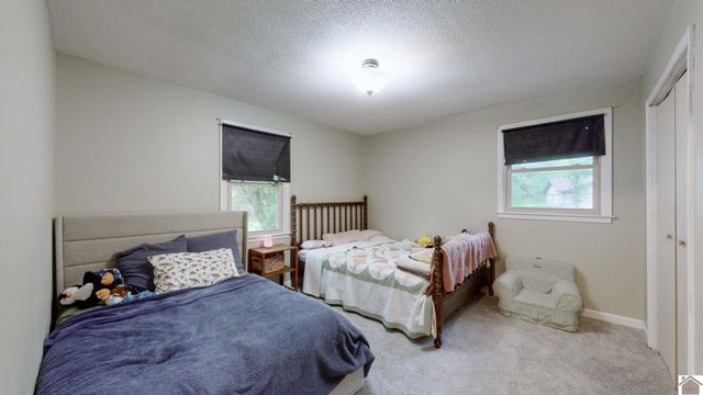 1498 Clayshire, Murray, KY 42071