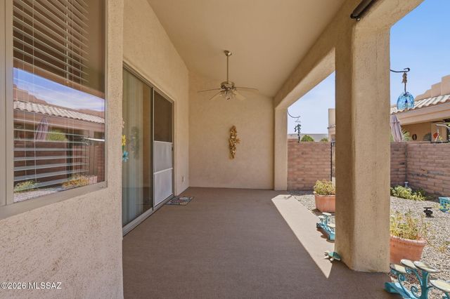 525 W Deerview Court, Green Valley, AZ 85614
