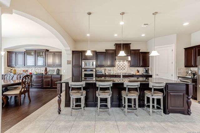 22522 Viajes, San Antonio, TX 78261