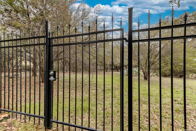 22522 Viajes, San Antonio, TX 78261