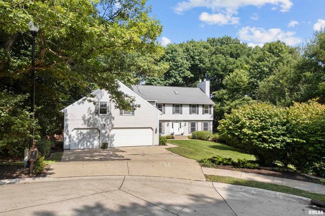 5 White Oak Court, Moline, IL 61265