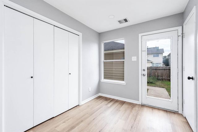 1071 Verde Trails Drive, Houston, TX 77073