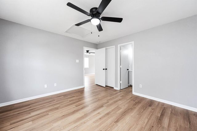 1071 Verde Trails Drive, Houston, TX 77073