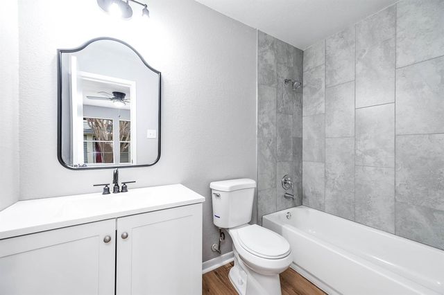 1071 Verde Trails Drive, Houston, TX 77073