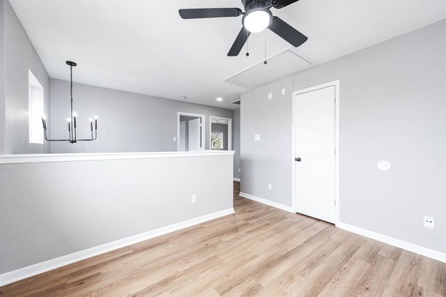 1071 Verde Trails Drive, Houston, TX 77073