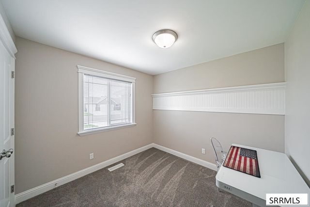 395 Rock Hill Lane, Idaho Falls, ID 83401