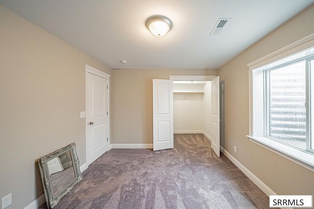 395 Rock Hill Lane, Idaho Falls, ID 83401
