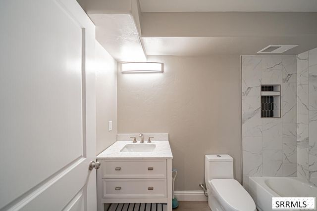 395 Rock Hill Lane, Idaho Falls, ID 83401