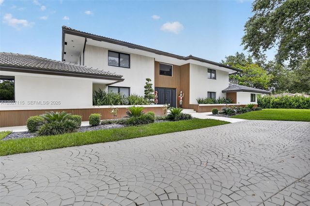 12111 NW 5th Court, Plantation, FL 33325