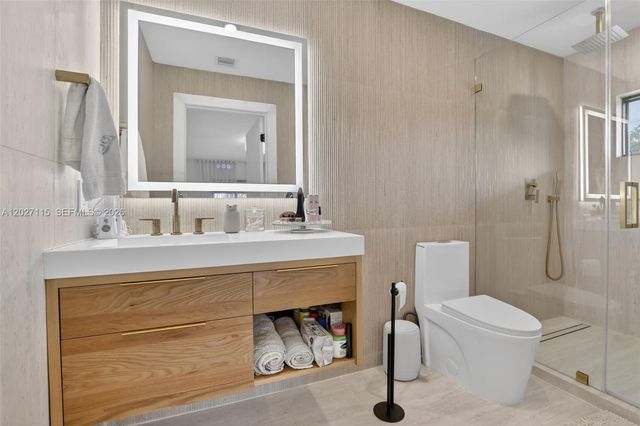 12111 NW 5th Court, Plantation, FL 33325