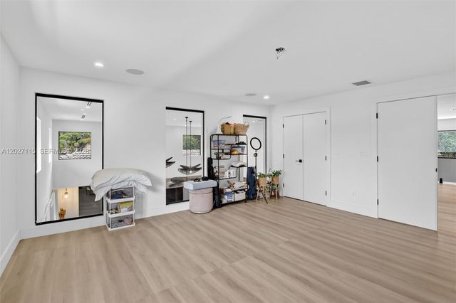 12111 NW 5th Court, Plantation, FL 33325