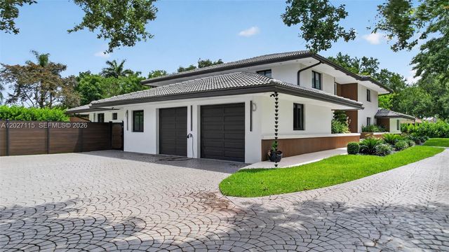 12111 NW 5th Court, Plantation, FL 33325