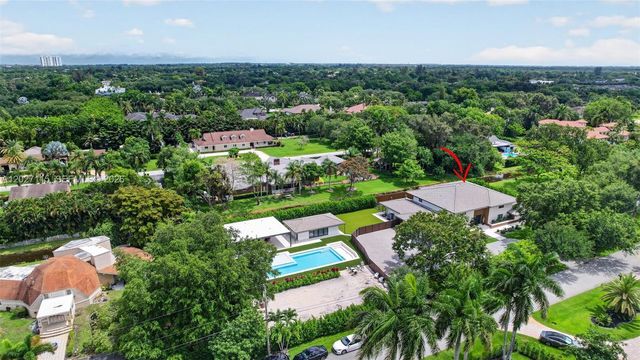 12111 NW 5th Court, Plantation, FL 33325