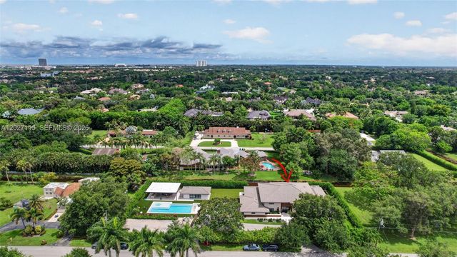 12111 NW 5th Court, Plantation, FL 33325