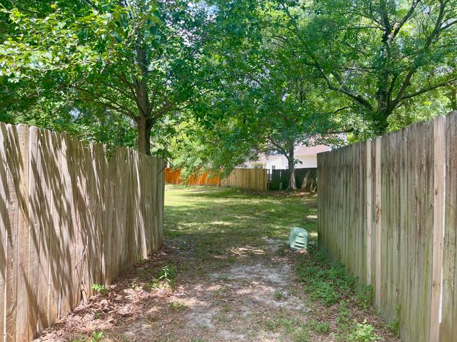 109 Edgewood Lane, Goose Creek, SC 29445