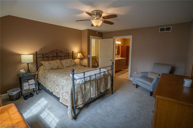 26 Aberdeen Court, Rocky River, OH 44116