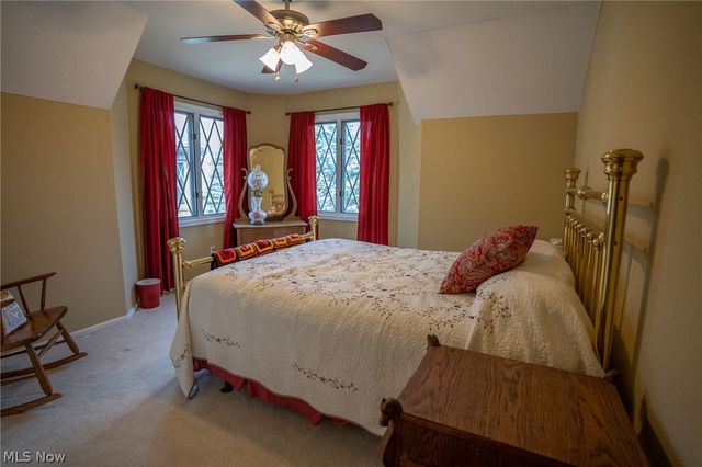 26 Aberdeen Court, Rocky River, OH 44116