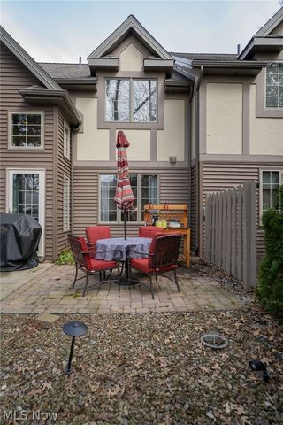 26 Aberdeen Court, Rocky River, OH 44116