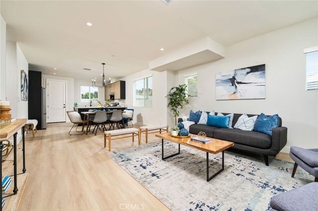 798 N Amelia Avenue A, San Dimas, CA 91773