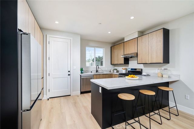 798 N Amelia Avenue A, San Dimas, CA 91773