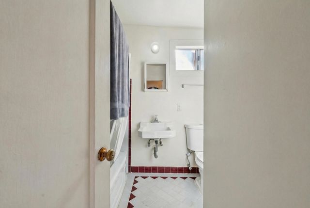 2620 Maricopa Ave, Richmond, CA 94804