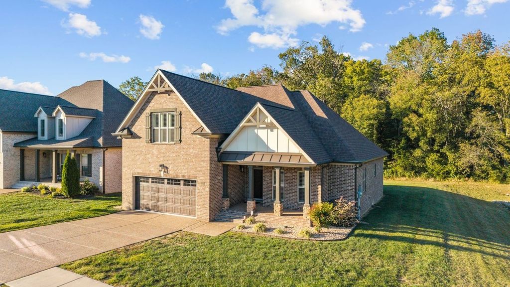 300 Timber Ln, Lebanon, TN 37087