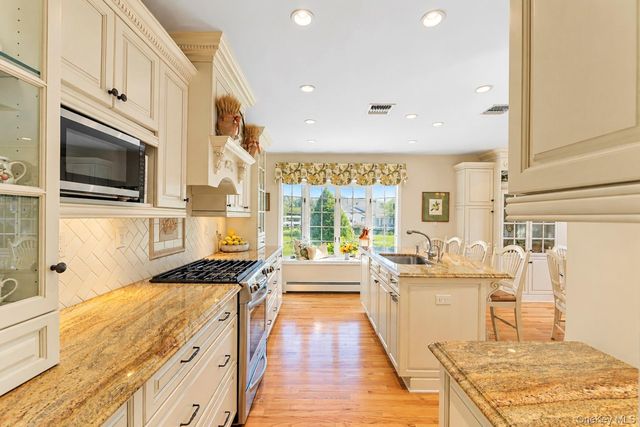 63 Birch Street, Lake Grove, NY 11755