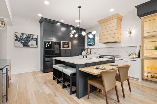 631 Chandon Court, Southlake, TX 76092