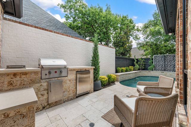 631 Chandon Court, Southlake, TX 76092