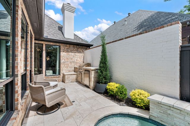 631 Chandon Court, Southlake, TX 76092