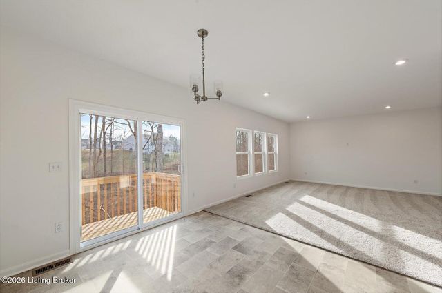 17804 Bridle Run Dr, Louisville, KY 40245