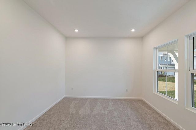 17804 Bridle Run Dr, Louisville, KY 40245