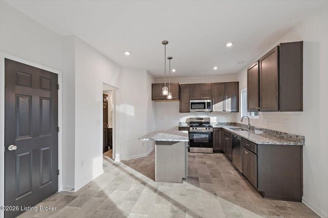 17804 Bridle Run Dr, Louisville, KY 40245