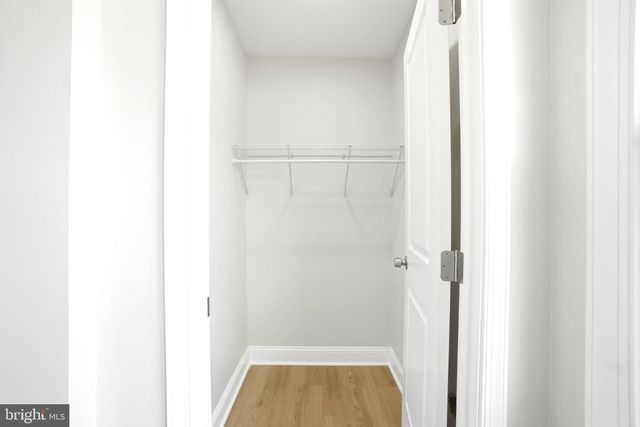 302 WEST RD, Baltimore, MD 21221