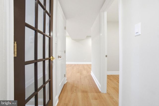 302 WEST RD, Baltimore, MD 21221