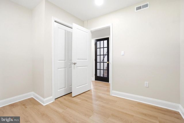 302 WEST RD, Baltimore, MD 21221