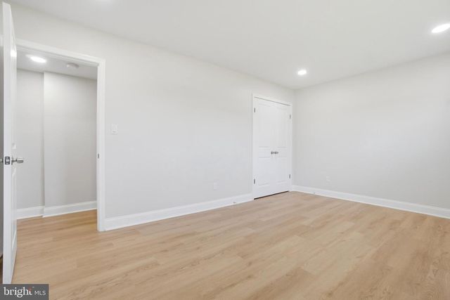 302 WEST RD, Baltimore, MD 21221