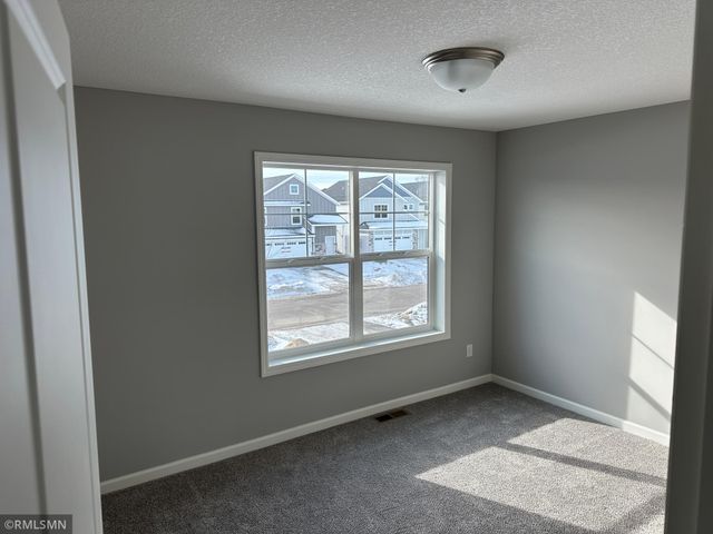 8655 147th Avenue NW, Ramsey, MN 55303