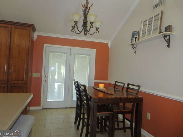 445 Southside Drive, Lyons, GA 30436