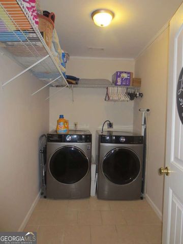 445 Southside Drive, Lyons, GA 30436