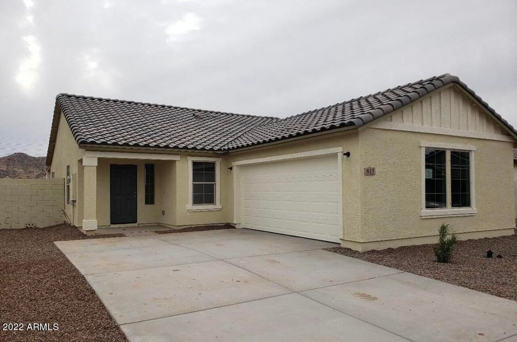 811 S SILVERCREEK Court, Casa Grande, AZ 85122