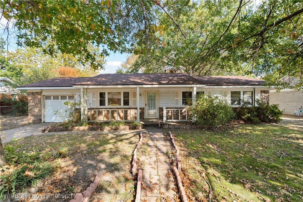 213 Cornell Avenue, Fort Smith, AR 72908