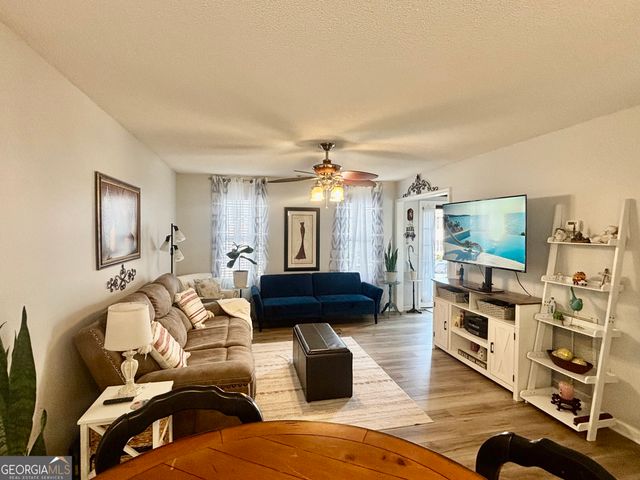 111 Westside Chase SW, Cartersville, GA 30120