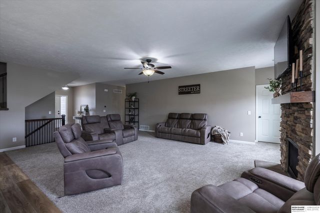 17314 Soldier Street, Omaha, NE 68136