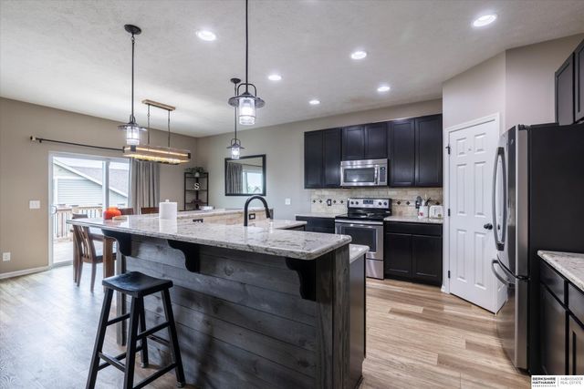 17314 Soldier Street, Omaha, NE 68136