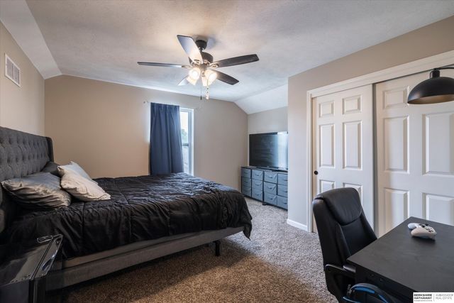 17314 Soldier Street, Omaha, NE 68136