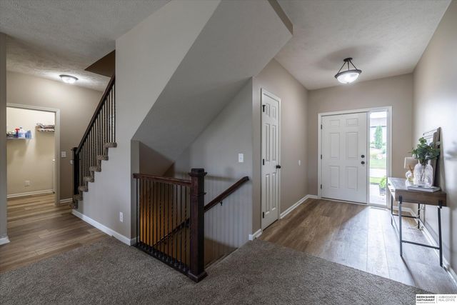 17314 Soldier Street, Omaha, NE 68136